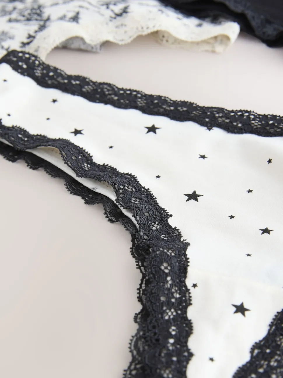 Black/Cream Thong Cotton Lace Knickers 4 Pack