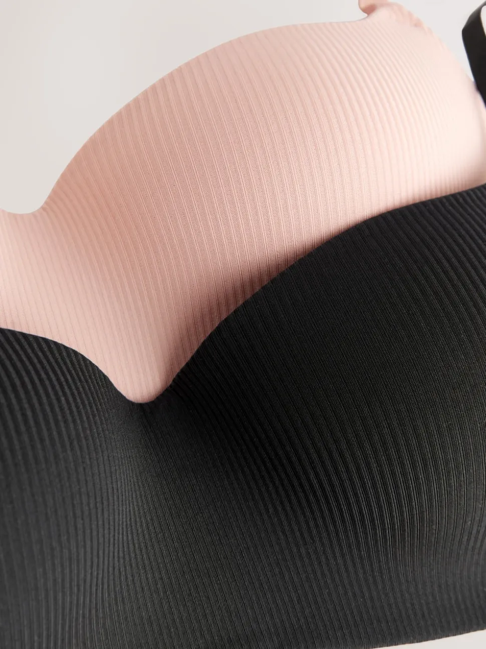 Black/Pink Light Pad Non Wire Ultimate Comfort Bras 2 Pack