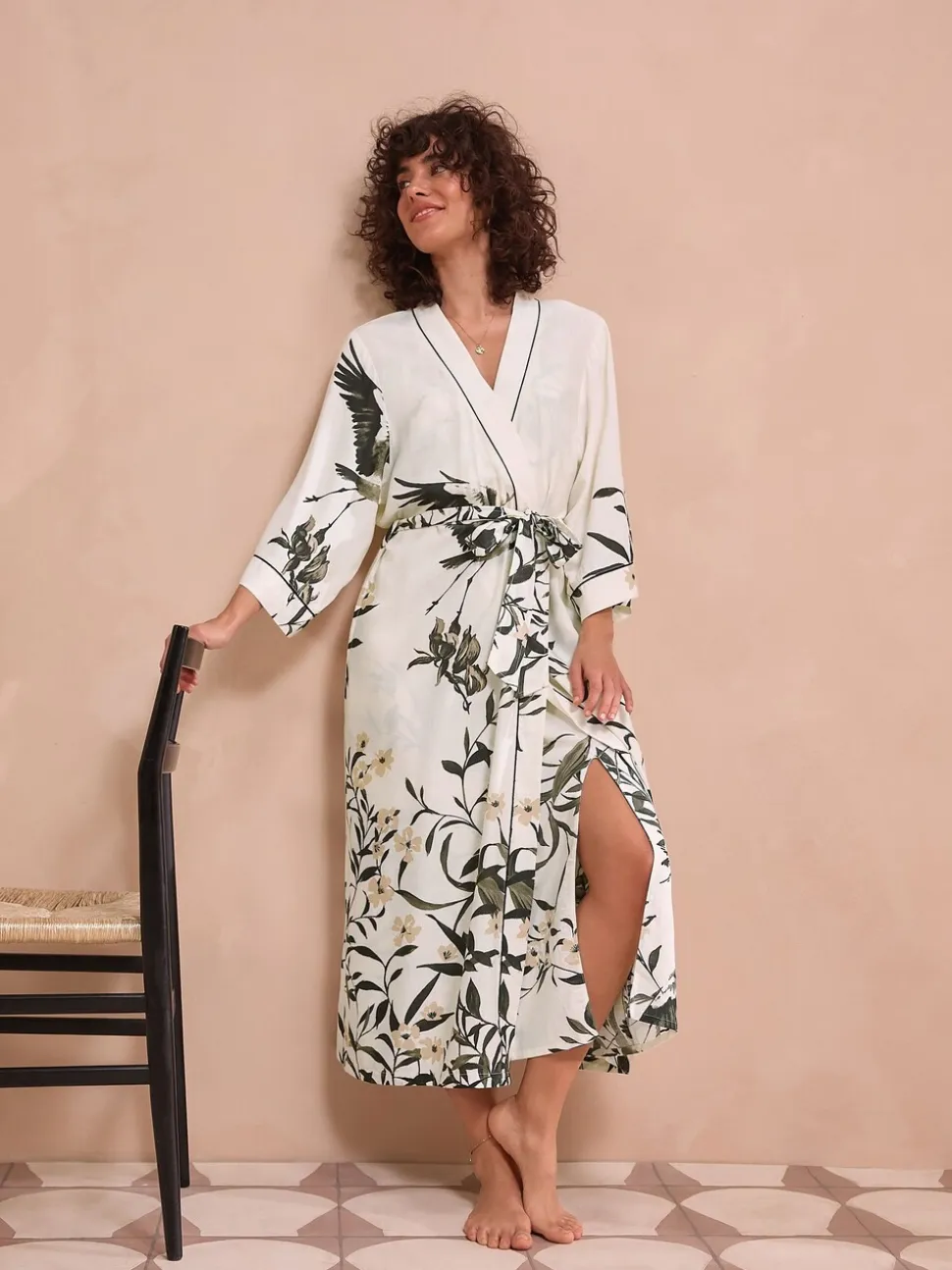 Black/White Heron Linen Blend Lightweight Dressing Gown