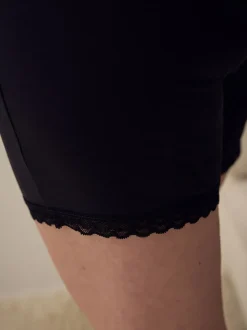 Black/White Menopause Friendly Cooling Thigh Smoothing Shorts 2 Pack