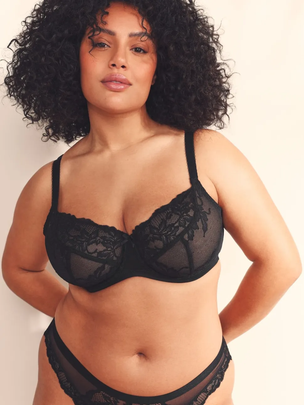 Black/White Non Pad Balcony DD+ Lace Bras 2 Pack