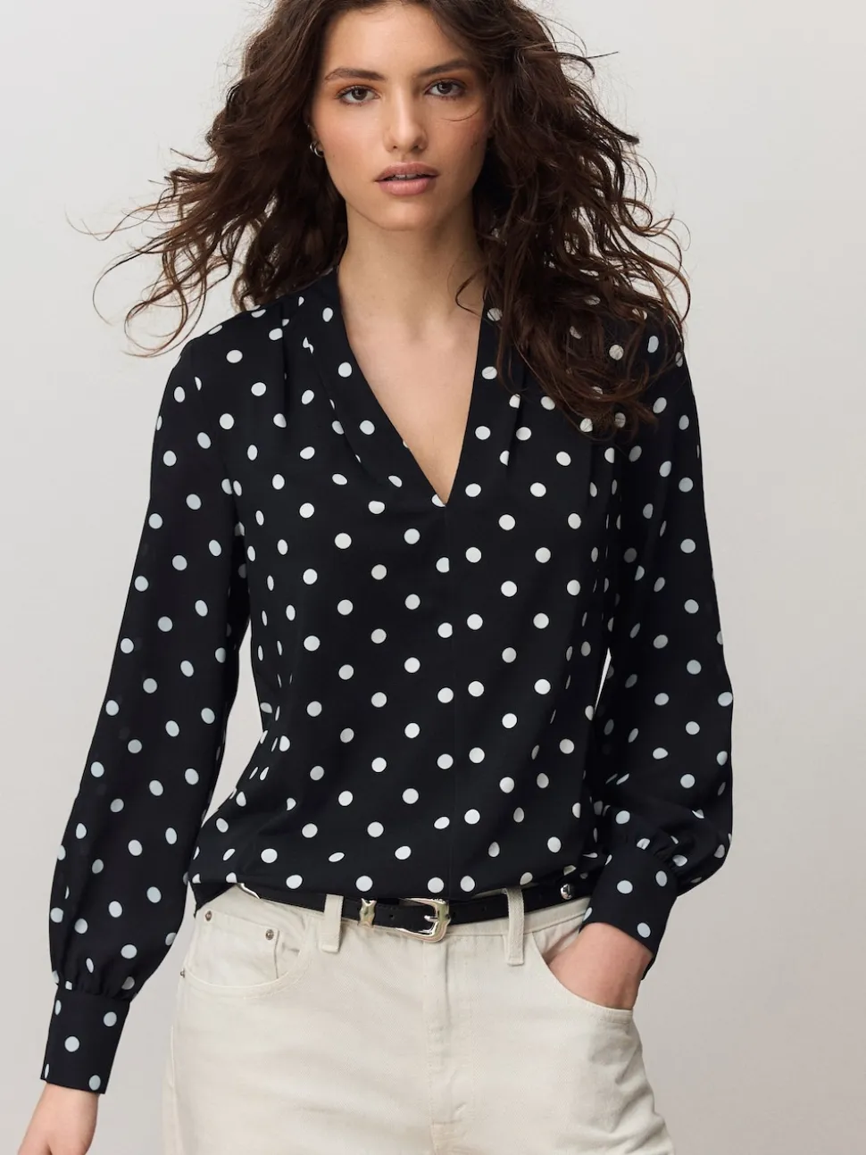 Black/White Spot Long Sleeve V-Neck Blouse