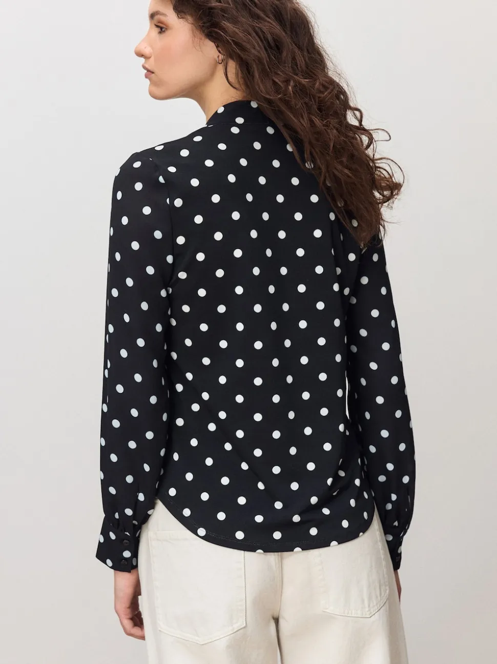 Black/White Spot Long Sleeve V-Neck Blouse
