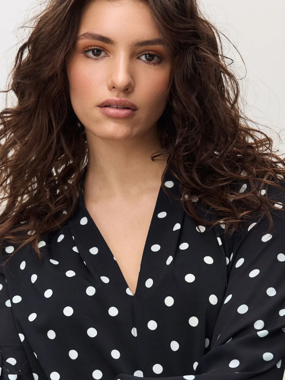 Black/White Spot Long Sleeve V-Neck Blouse