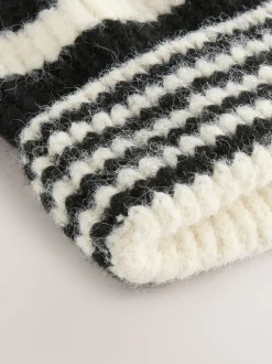 Black/White Stripe Knitted Beanie Hat