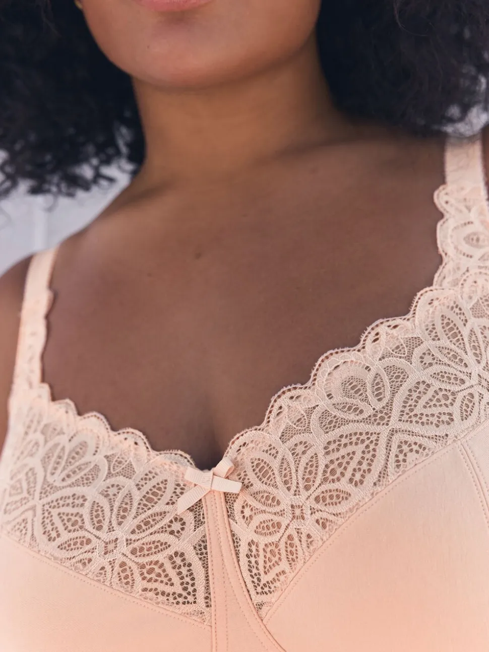Black/White Total Support Cotton & Lace Non Wire Bra 3 Pack