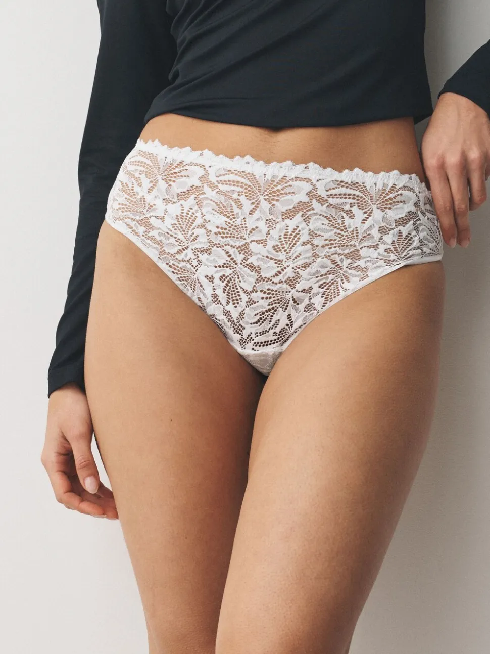 Black/White/Nude High Waist High Leg Lace Front NVPL Knickers 3 Pack