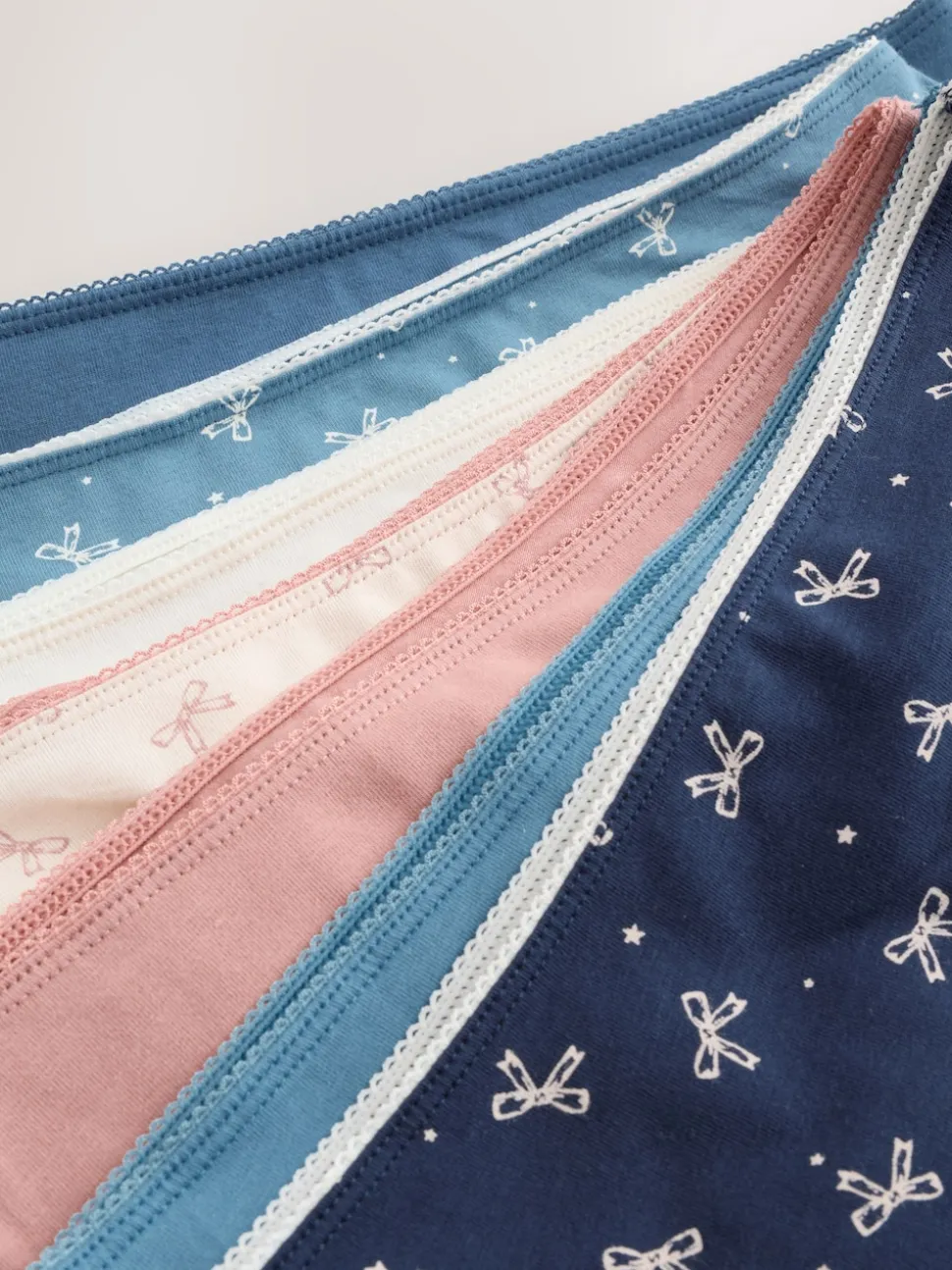 Blue Bows Full Brief Cotton Rich Knickers 7 Pack
