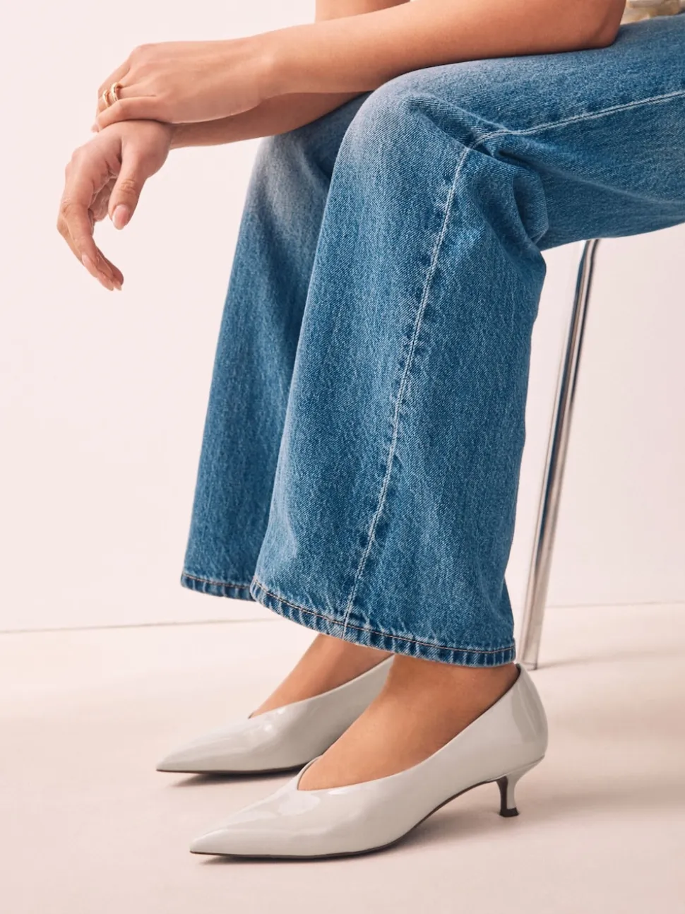 Bone Standard/Wide Fit Point Toe Low Kitten Heels Shoes