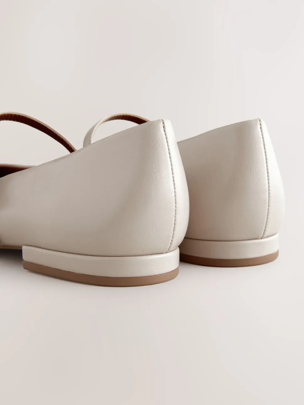 Bone Standard/Wide Fit Round Toe Mary Jane Shoes