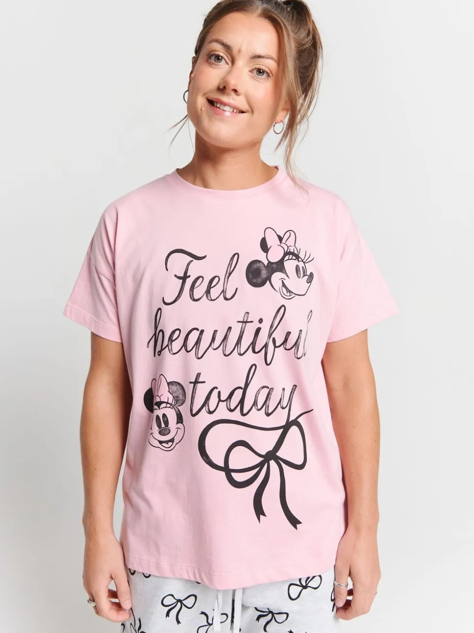 Brand Threads Pink Ladies Minnie Mouse Pyjamas Set