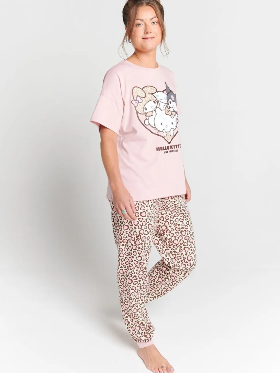 Brand Threads Pink Ladies Hello Kitty Pyjamas Set