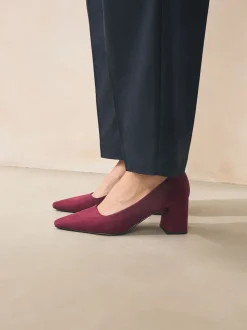 Burgundy Red Standard/Wide Fit Standard Chisel Toe Block Courts