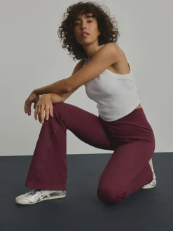 Burgundy Ribbed Kickflare Leggings