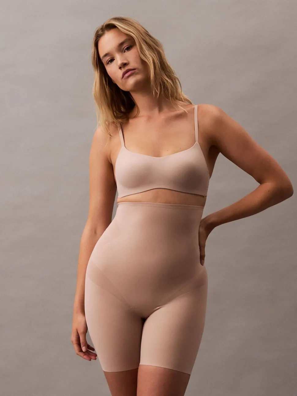 Calvin Klein Natural Stay Put Stretch Mid Thigh Shorts
