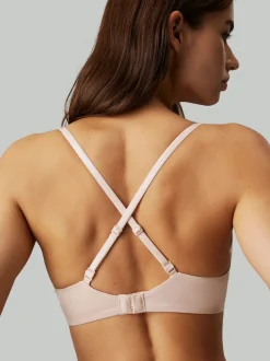 Calvin Klein Nude Seductive Comfort Light Lift Demi Bra