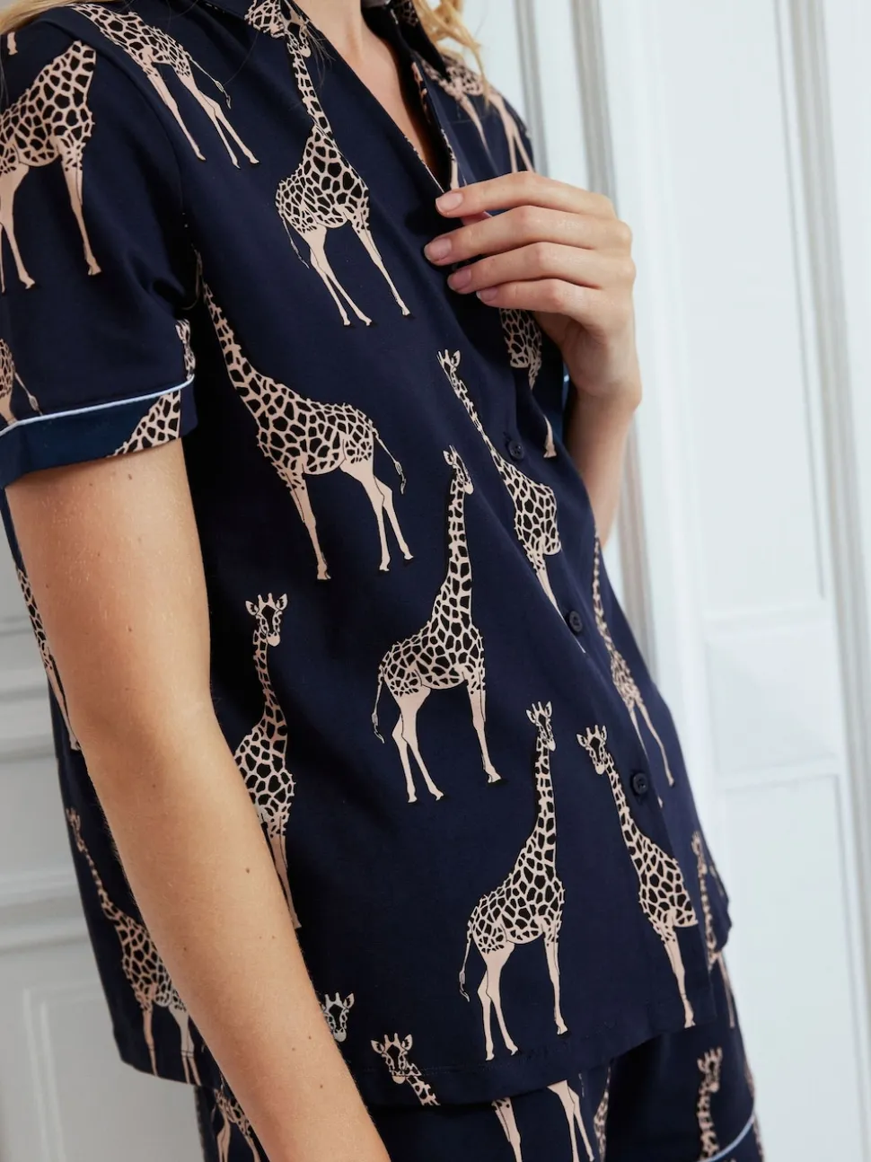 Chelsea Peers Blue Cotton Giraffe Print Short Pyjamas Set