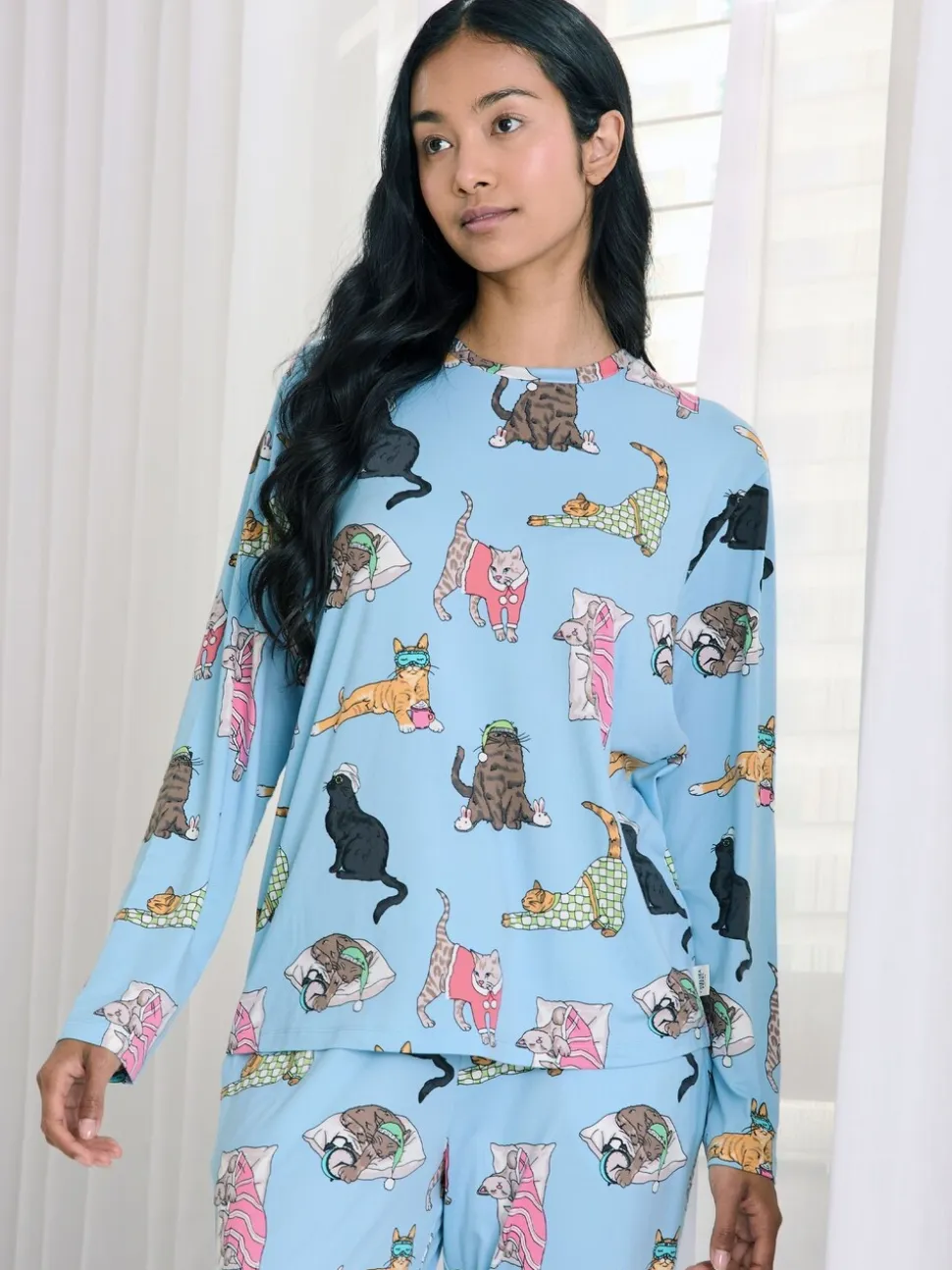 Chelsea Peers Blue Sleepy Cats Print Long Pyjama Set