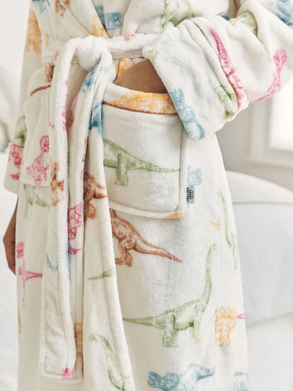 Chelsea Peers White Fleece Dinosaur Print Dressing Gown