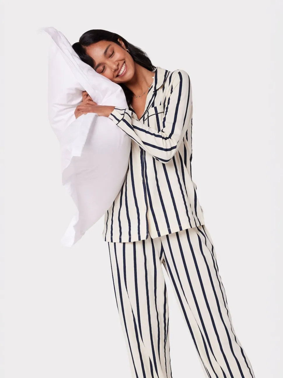 Chelsea Peers White/Blue Long Pyjamas Sets