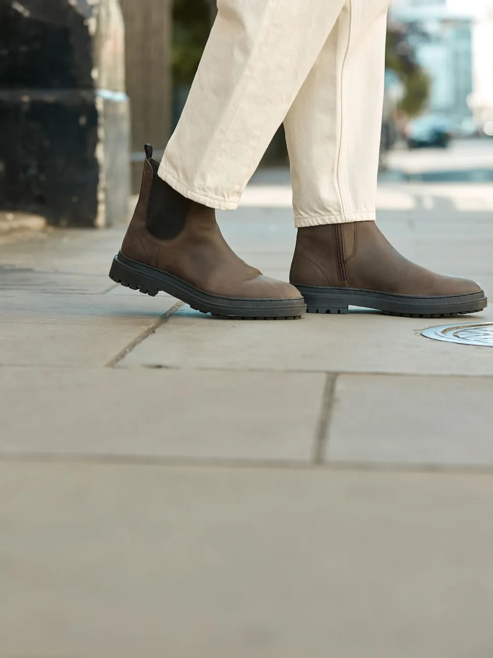 Chocolate Brown Oiled Leather Forever Comfort® Round Toe Chelsea Boots
