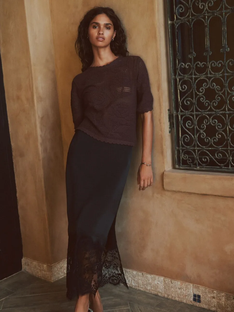 Chocolate Brown Short Sleeve Floral Crochet Crew Neck T-Shirt