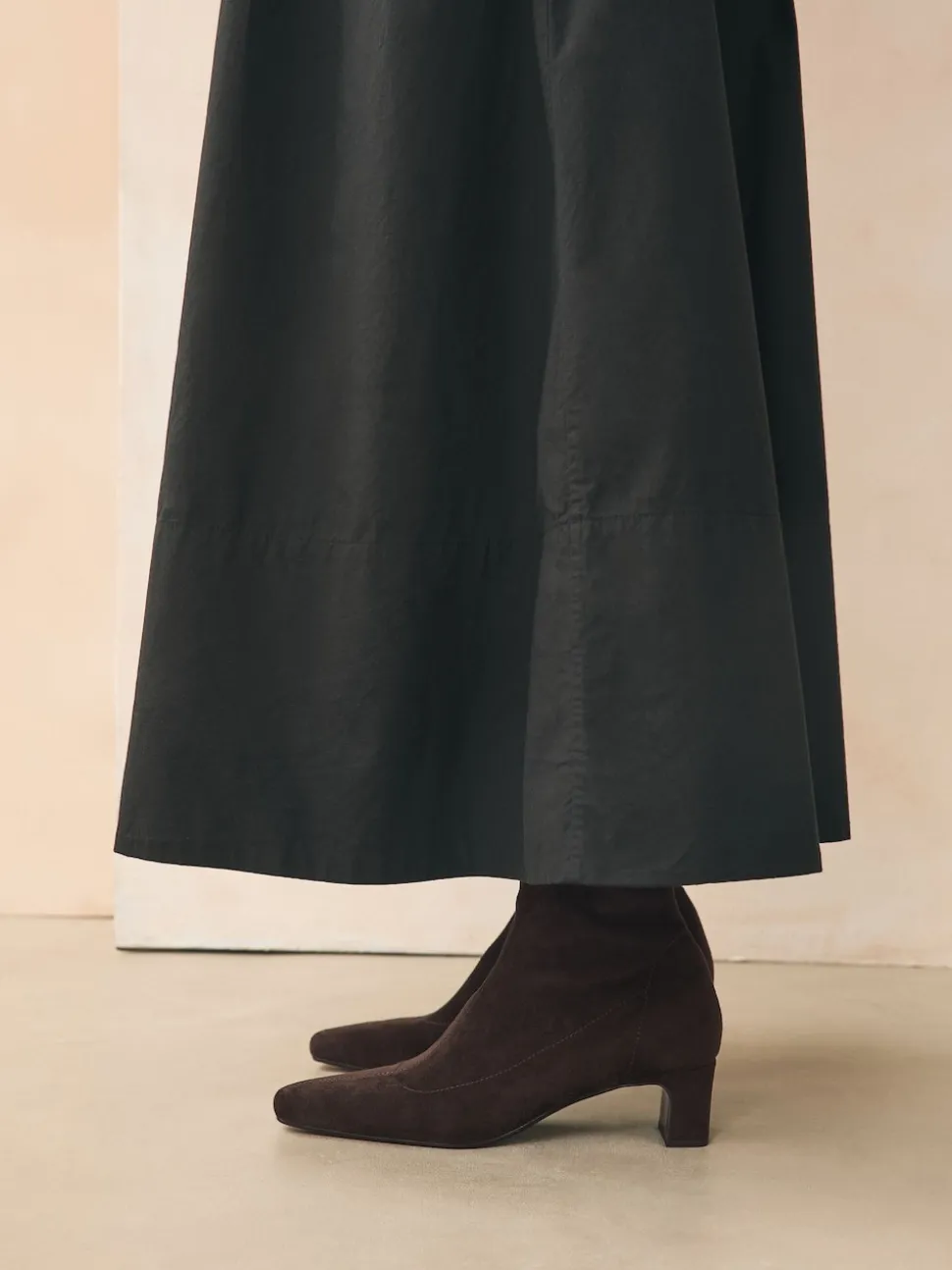 Chocolate Brown Standard/Wide Fit Forever Comfort® Chisel Toe Knee Sock Boots