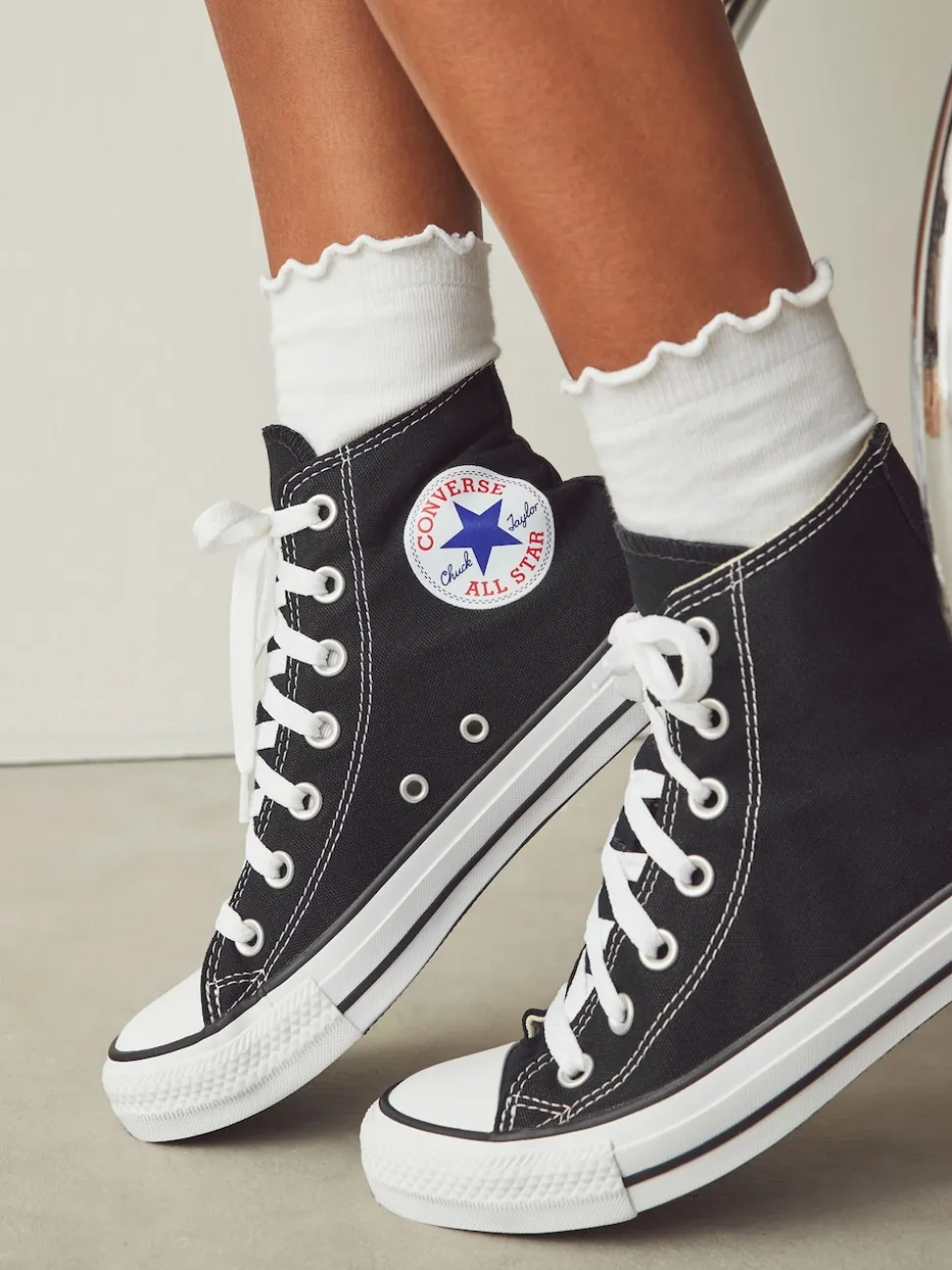 Converse Black/White Standard Fit Chuck Taylor All Star High Trainers