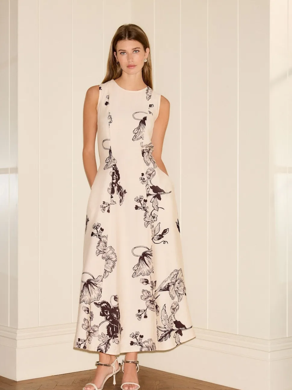 Cream and Black Floral Print Sleeveless Column A-Line Maxi Dress