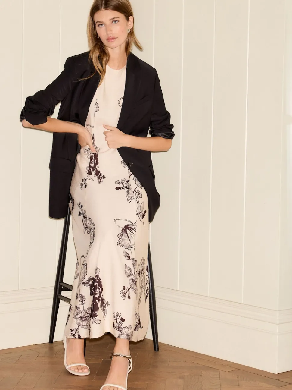 Cream and Black Floral Print Sleeveless Column A-Line Maxi Dress