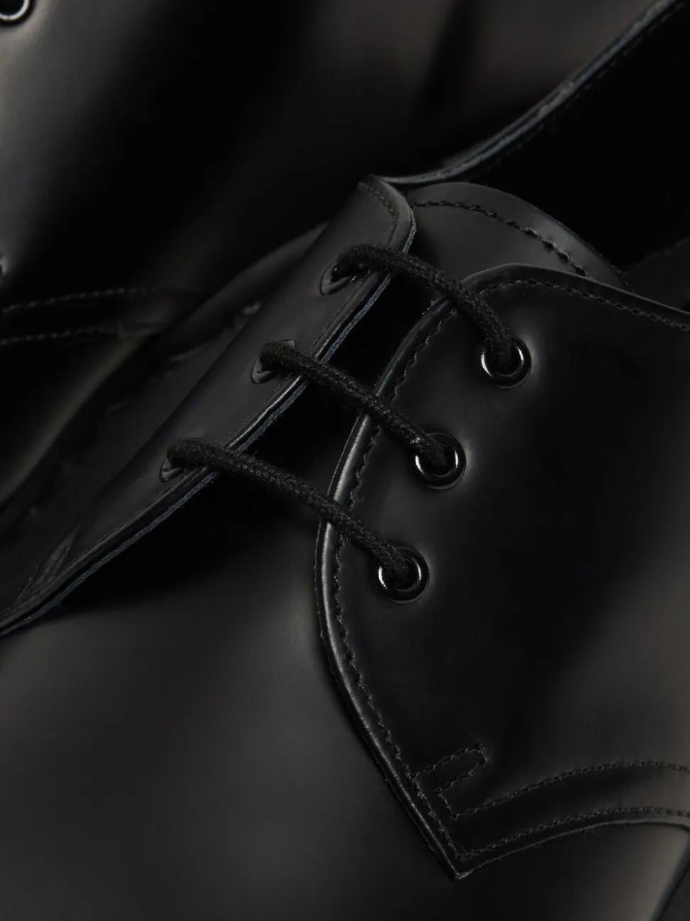 Dr. Martens Black 1461 Mono Smooth Shoes