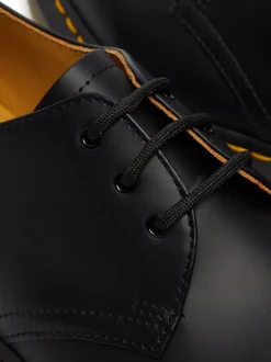 Dr. Martens Black Unisex 1461 Smooth Leather Shoes
