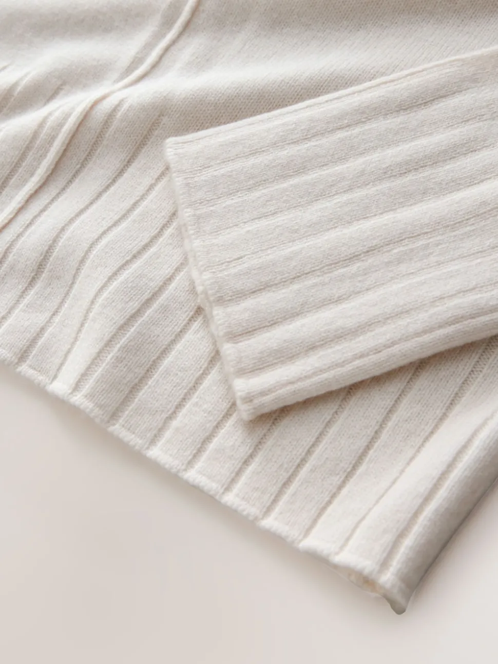 Ecru 100% Lambswool N.Premium Crew Neck Jumper