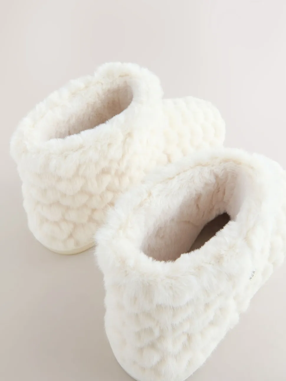Ecru Faux Fur Heart Slipper Boots