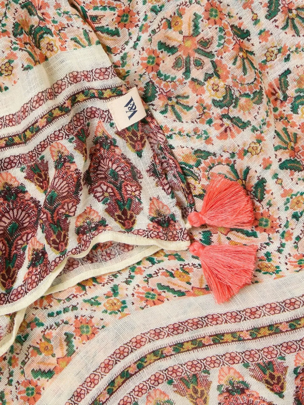 FatFace Chalk White Ornate Paisley Scarf