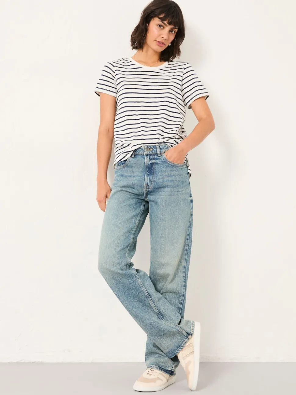 FatFace Filby Bleach Wash Denim Relaxed Straight Jeans