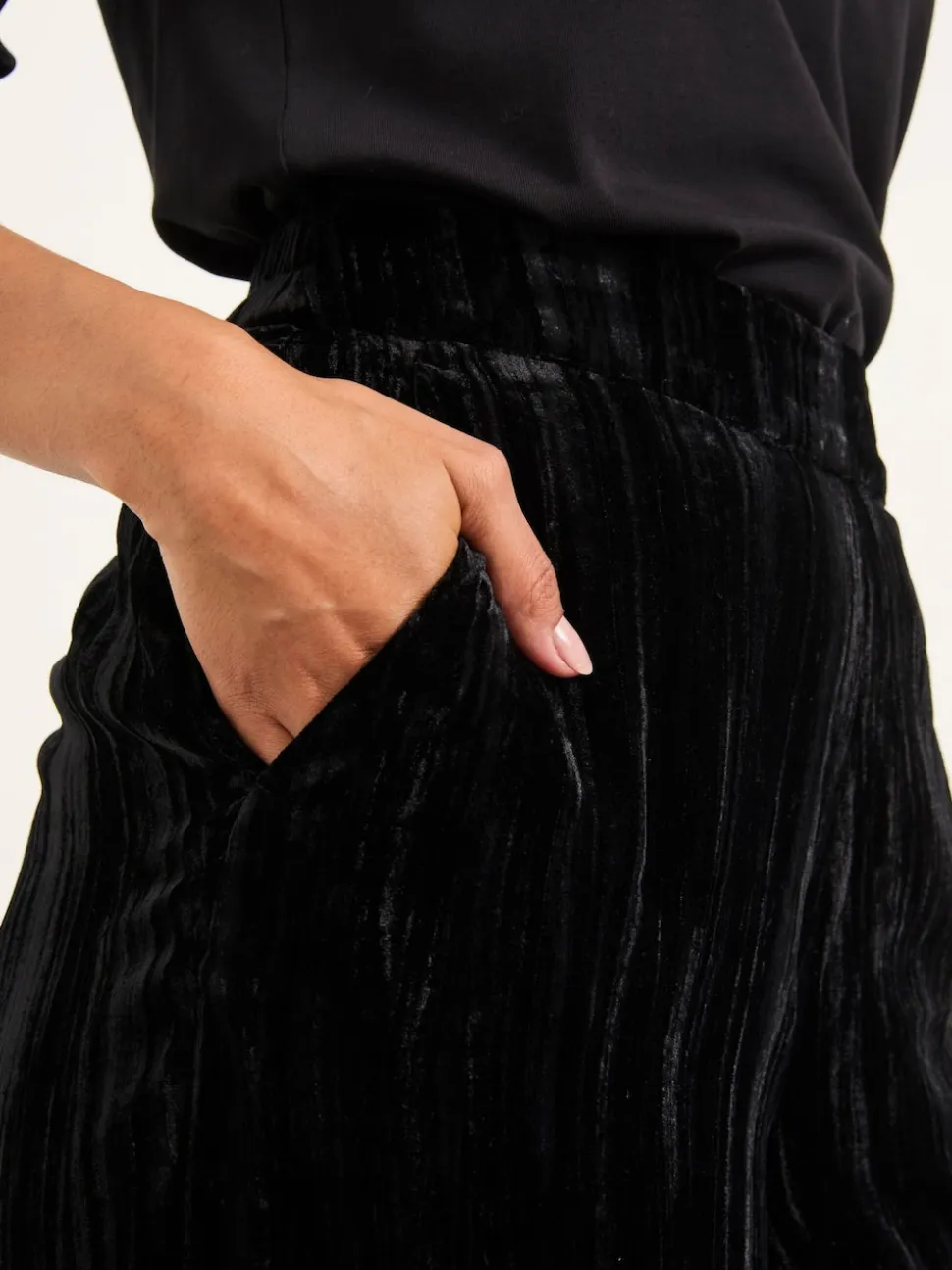 FatFace Hetty Black Wide Leg Crinkle Velvet Trousers