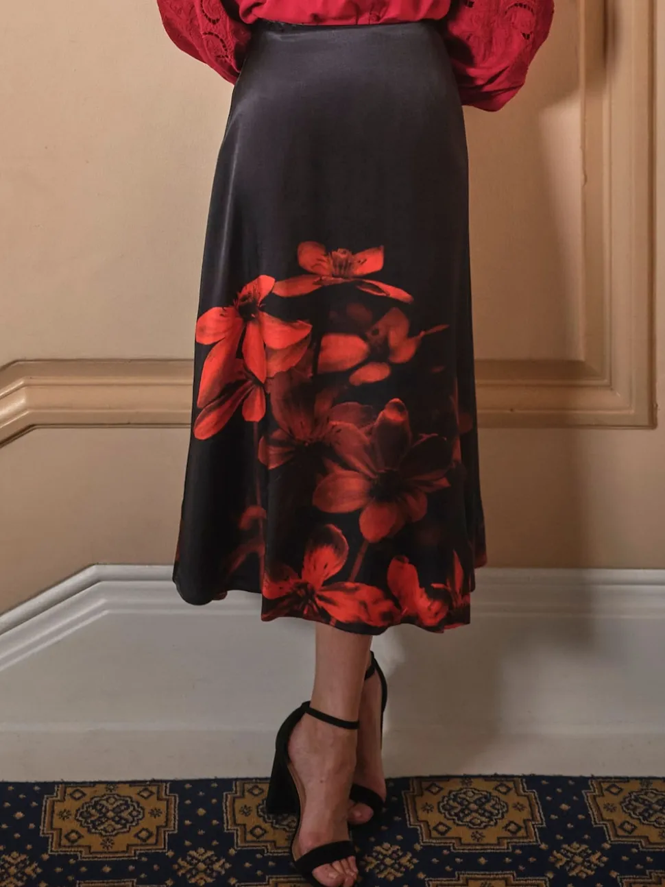 FatFace Joelle Black Floral Midi Skirt