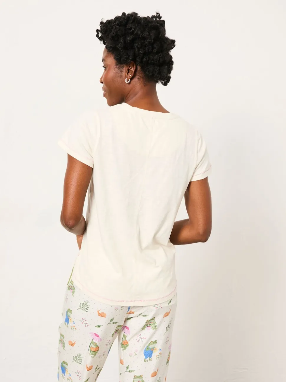 FatFace Natalie Ivory Frog Graphic T shirt