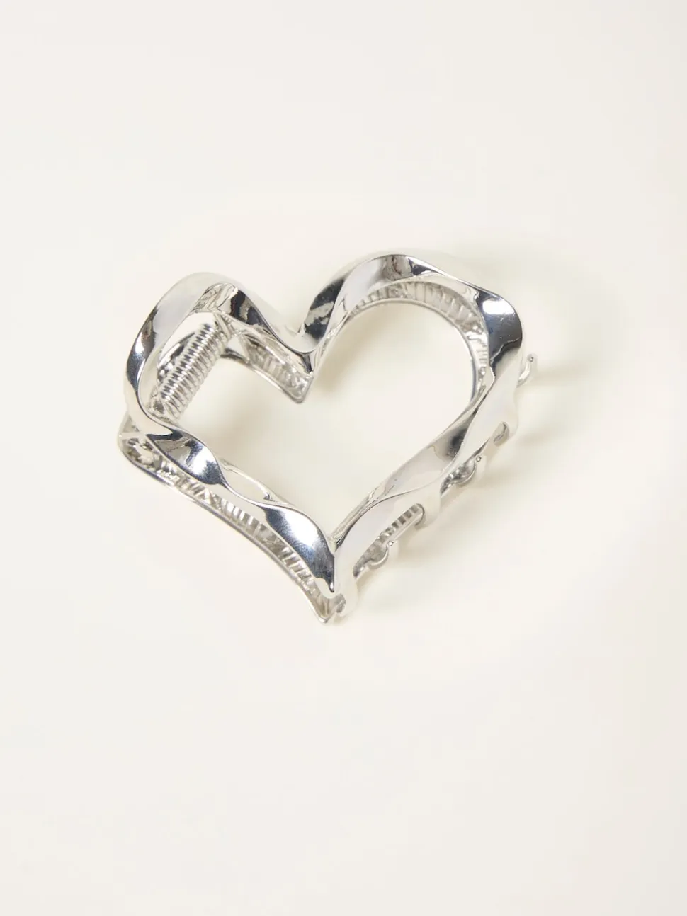 FatFace Silver Tone Metal Heart Claw Clip