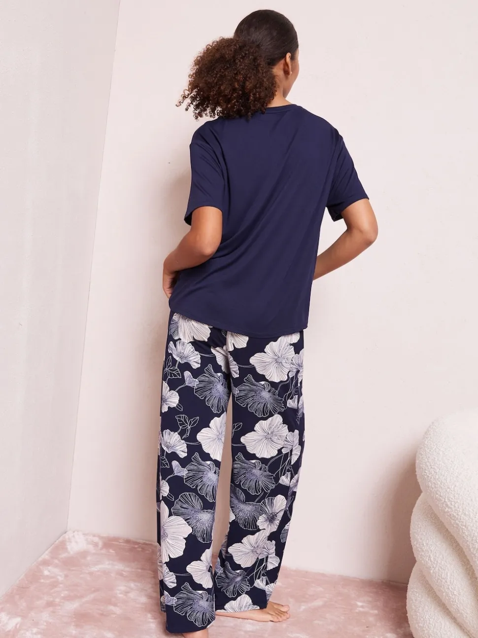 Friends Like These Navy Floral Short Sleeve Pyjamas