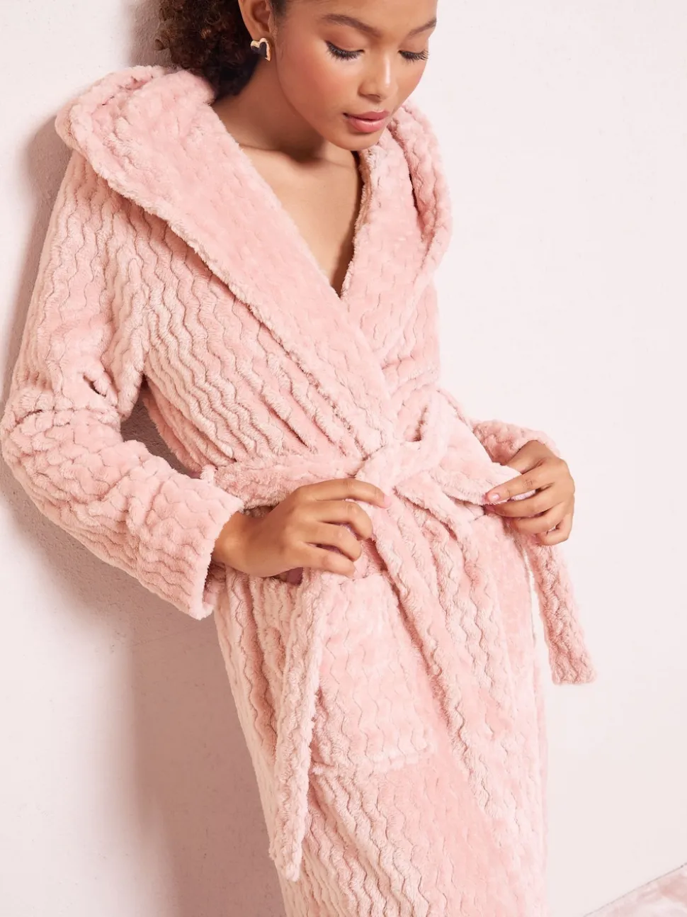 Friends Like These Pink Chevron Cable Robe