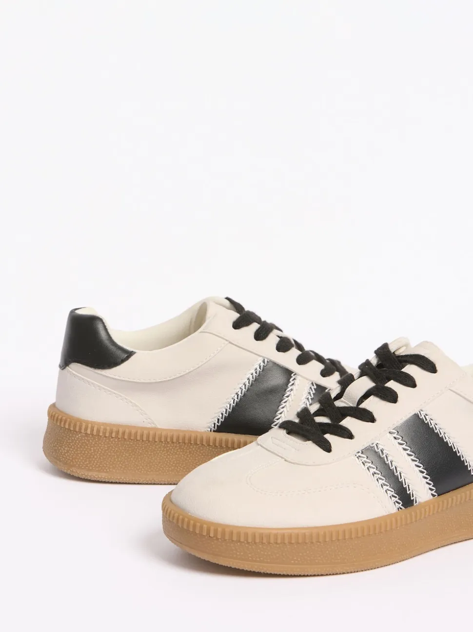 Friends Like These White/Black Standard Fit Lace Up Retro Gumsole Sports Trainers