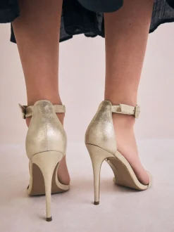 Gold Signature Premium Leather High Round Toe Simple Sandals