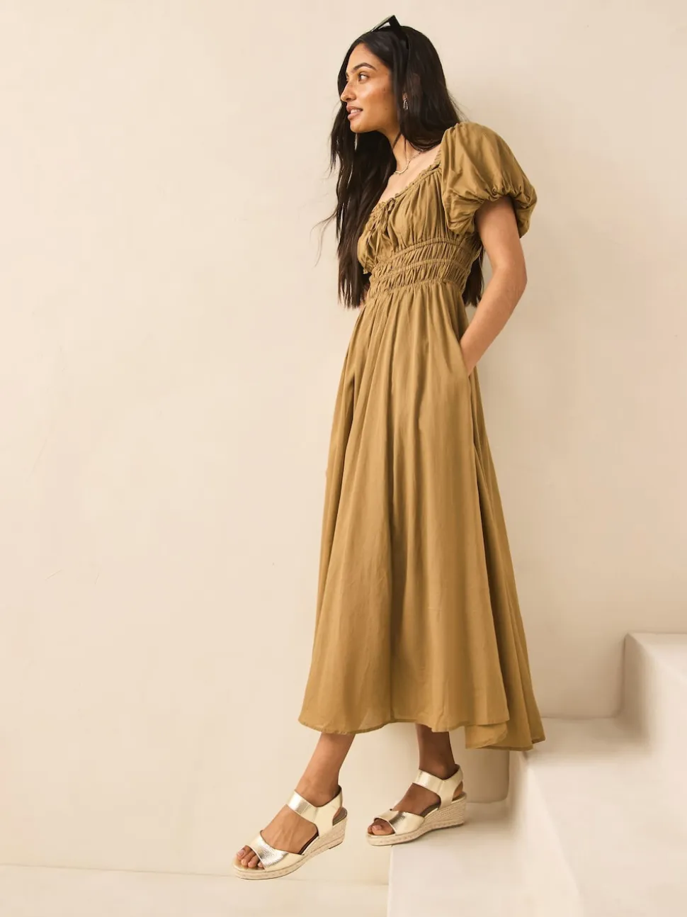 Gold Standard Fit Round Toe Elastic Strap Detail Wedges