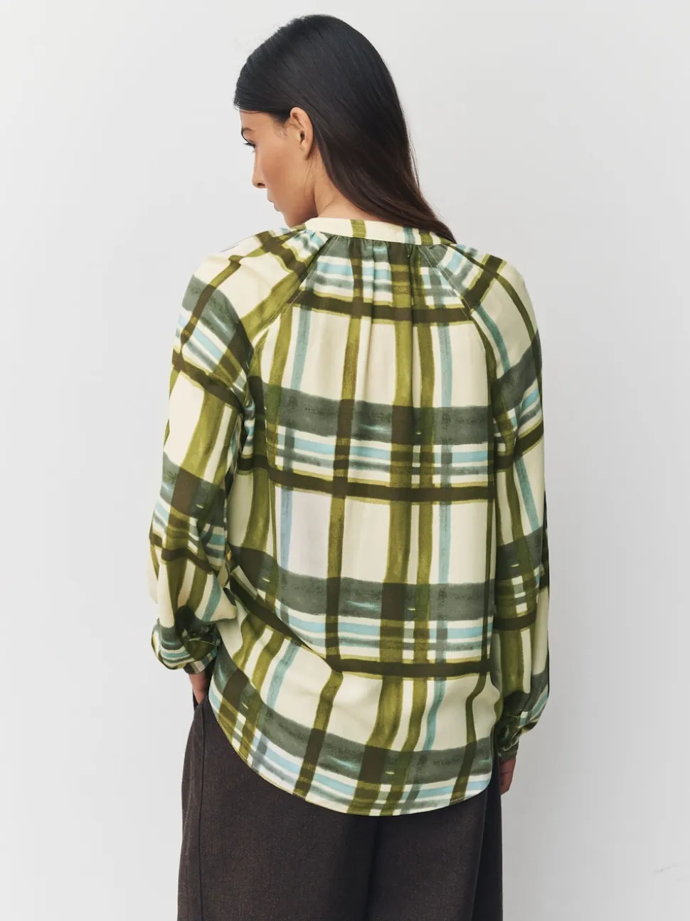Green/Ecru Check Long Sleeve V-Neck Blouse