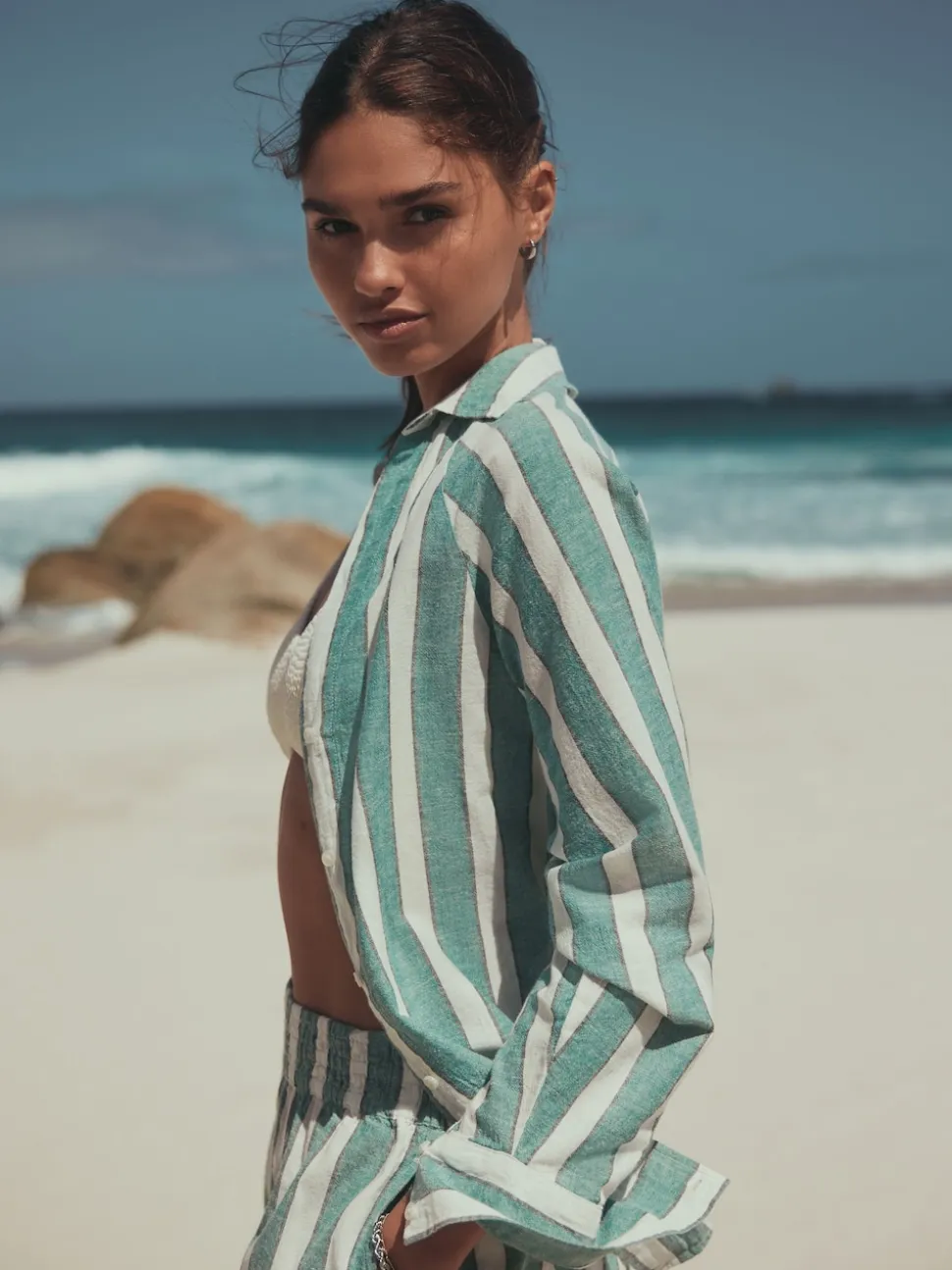 Green/White Summer Shirt With Linen
