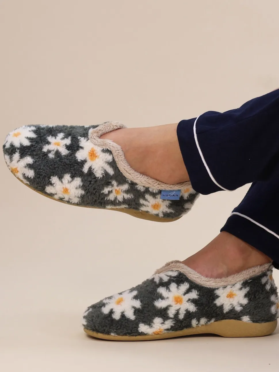 Grey Lunar Ladies Flower Pattern Slippers