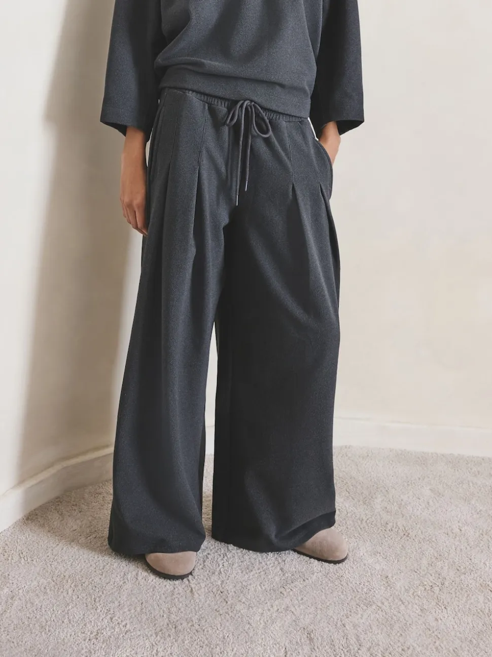 Grey N.Premium Wide Leg Joggers