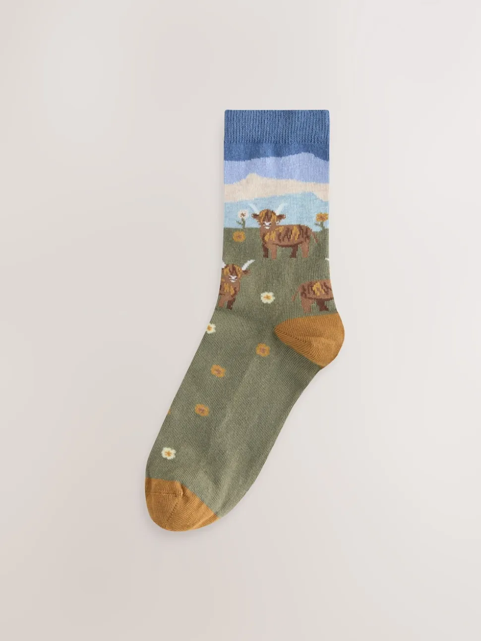 Hamish The Highland Cow Scene Warm Handle Cotton Ankle Socks 2 Pack